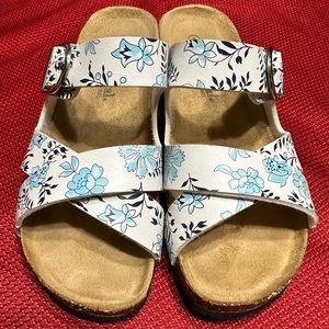 Natural Reflections sandals